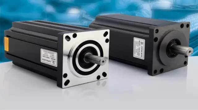 伺服電機(jī)高速旋轉(zhuǎn)時出現(xiàn)電機(jī)偏差計(jì)數(shù)器溢出錯誤如何處理?