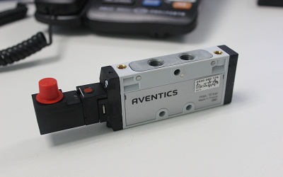 藤倉氣缸：氣缸QGA與QGAII系列有什么區(qū)別？