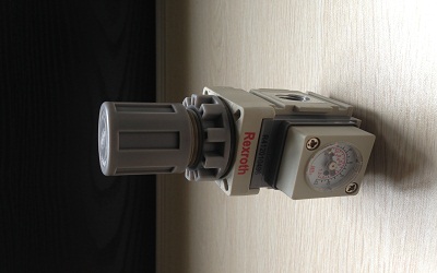 薄型氣缸外觀結(jié)構(gòu)是怎么組成的？