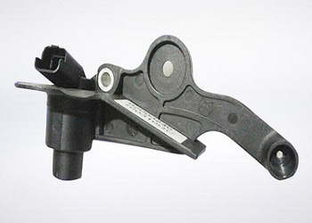 輪速傳感器產(chǎn)生故障，首先怎樣進行排查？