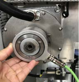 直驅電機安裝在涂布機，實現(xiàn)持續(xù)穩(wěn)定的張力控制